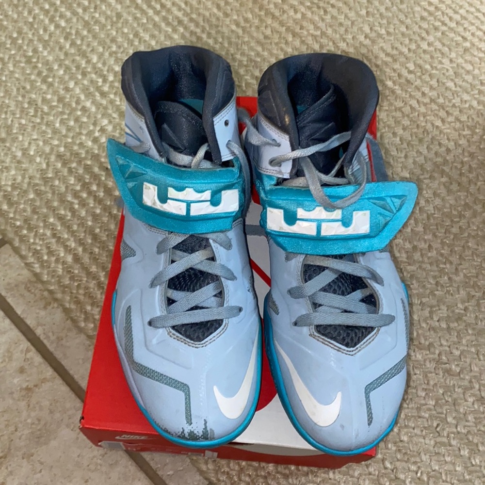 Womens Basketball Shoes
